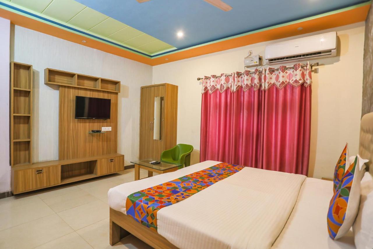 Fabhotel Kriti Green พาราณสี ภายนอก รูปภาพ