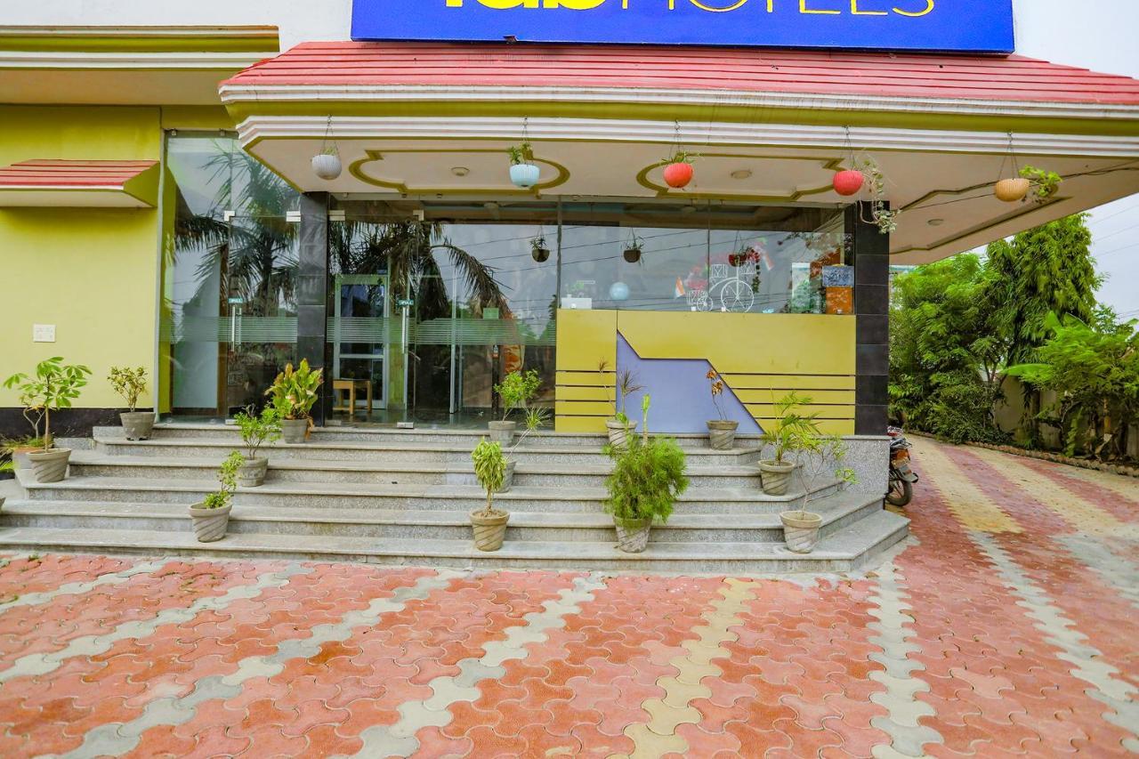 Fabhotel Kriti Green พาราณสี ภายนอก รูปภาพ