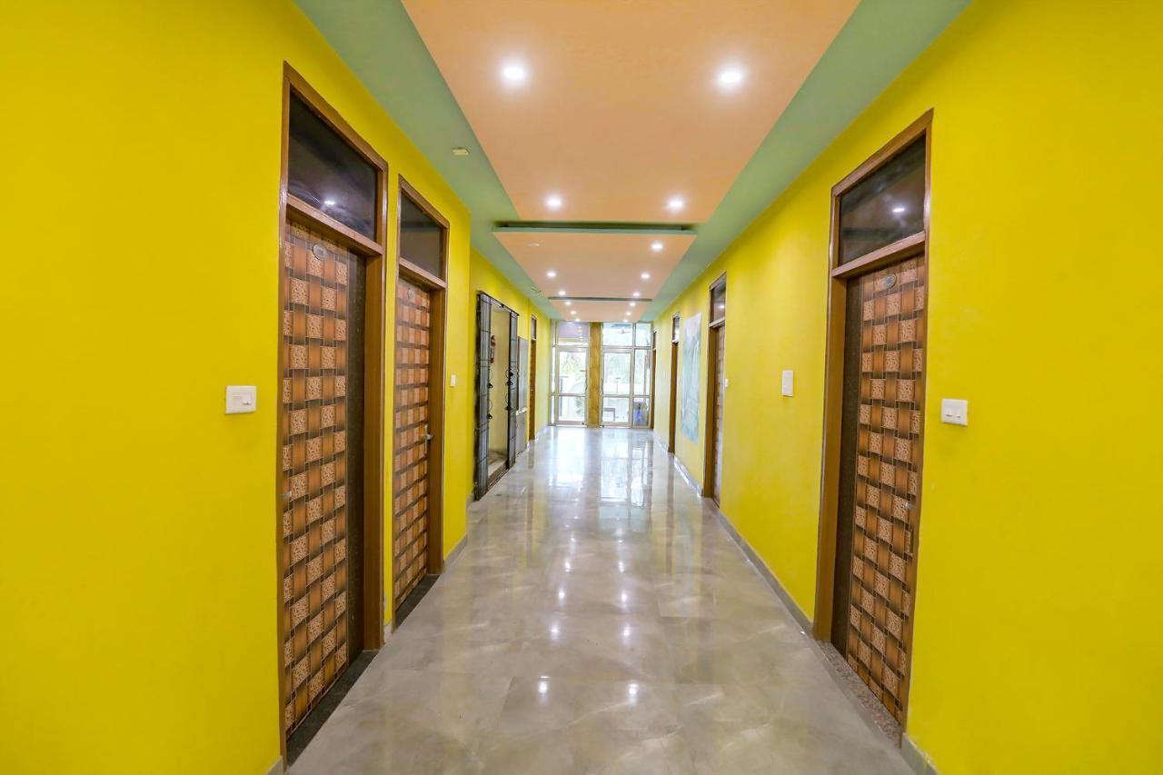 Fabhotel Kriti Green พาราณสี ภายนอก รูปภาพ