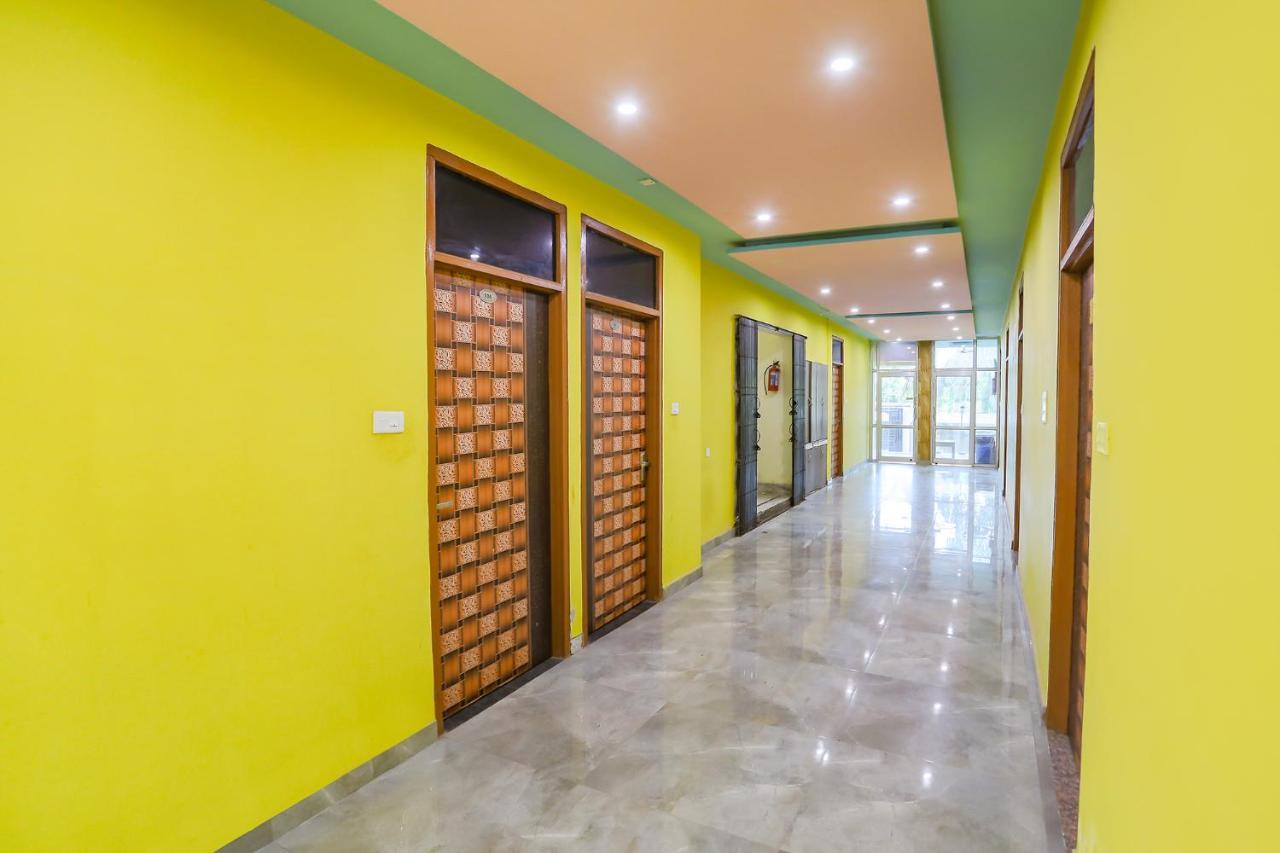 Fabhotel Kriti Green พาราณสี ภายนอก รูปภาพ