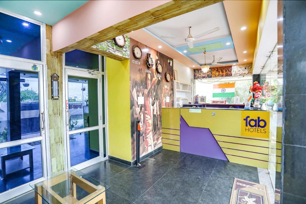 Fabhotel Kriti Green พาราณสี ภายนอก รูปภาพ